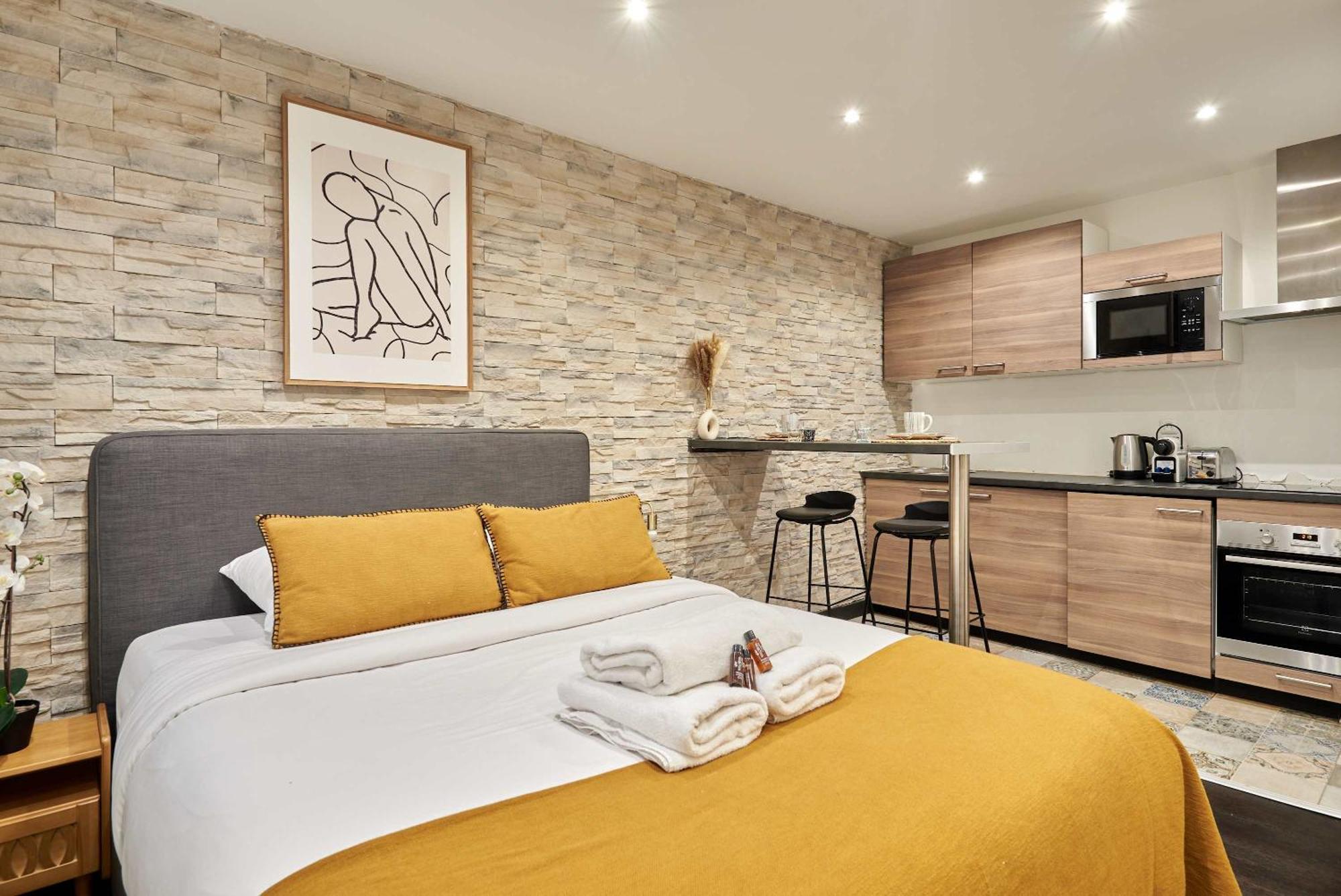 Studio Le Marais By Studio Prestige Париж Екстериор снимка